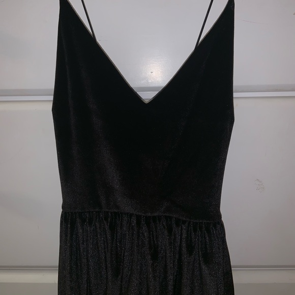 Velvet dress - Picture 2 of 3